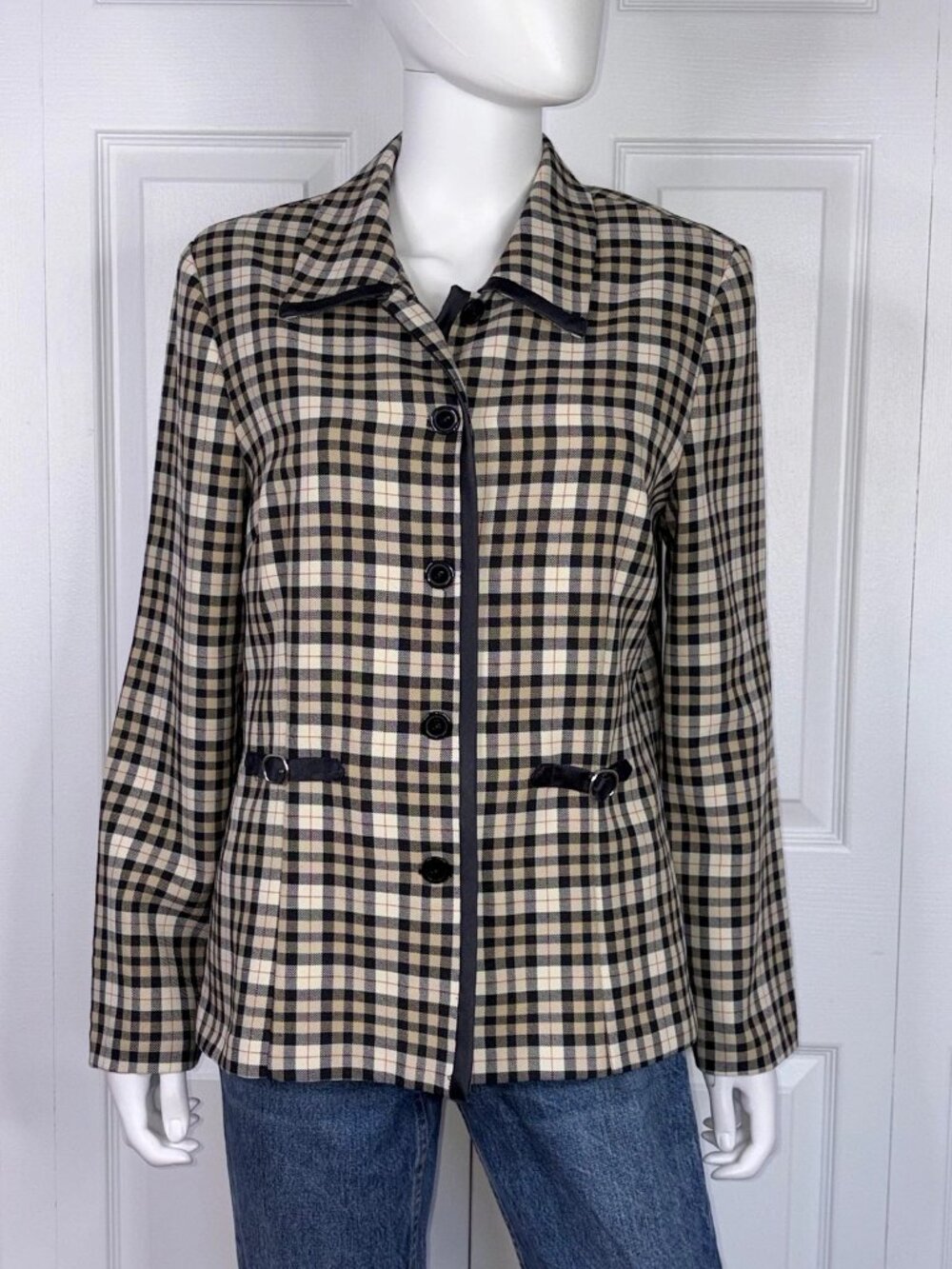 ZOÉ women's plaid jacket size 10